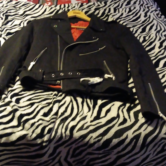 Motorcycle Jacket - Picture 2 of 9